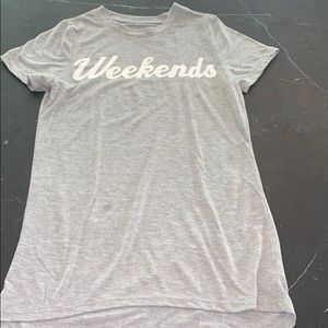 women’s “weekends” shirt, size xs